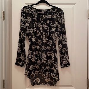 A Pea in the Pod Maternity Blouse